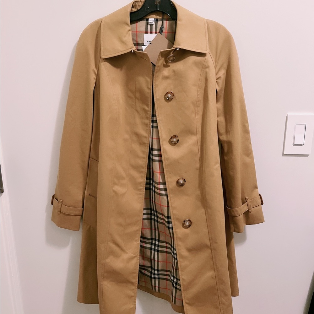 burberry coat. Sipson Cotton Gabardine Belted Swing Coat In Nutmeg - Picture 3 of 12